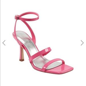 Marc Fisher DERIC STRAPPY HEELED SANDAL